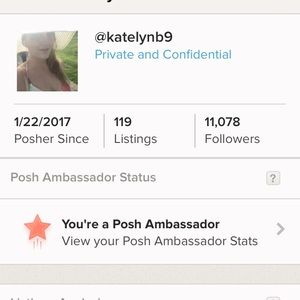 Posh Ambassador w/ fast shipping/5 star ratings!!